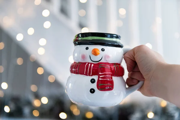 Xmas 3d雪だるまマグカップとともに暖かいカカオ — ストック写真
