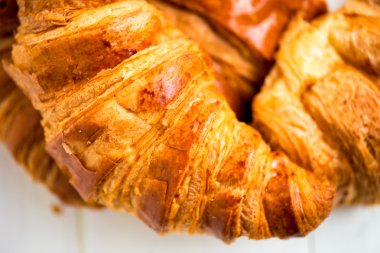 Taze kruvasan kahvaltı için hazır mısın