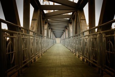 Köprü doku arka plan