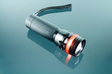 meşale ışık izole