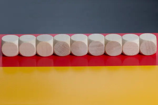 Almanya, başlığın boş zar