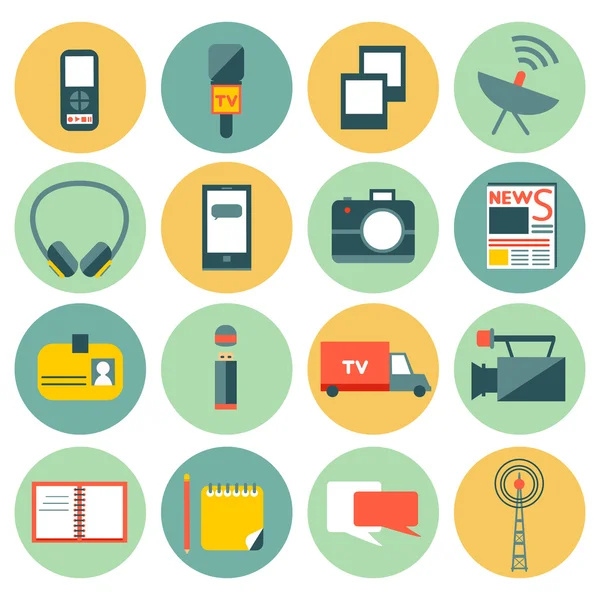 Wearable Technology Icons — Stock Vector © macrovector 68189599