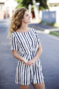 muhteşem bir genç kadın