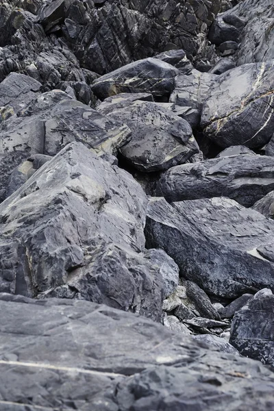 Rocas grises y rocas —  Fotos de Stock