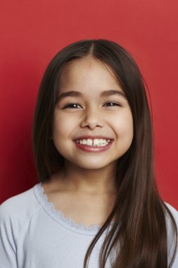 Gülen kız kırmızı Studio