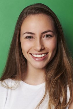 Genç güzel kadın.