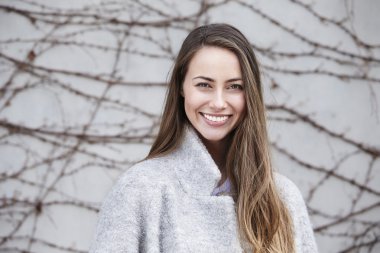 muhteşem gülümseyen modeli