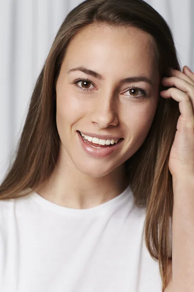 Schöne braune Augen Mädchen — Stockfoto