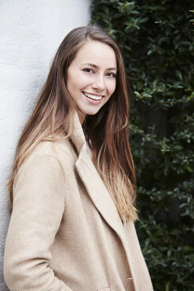 Young woman with long hair — Stock Photo, Image