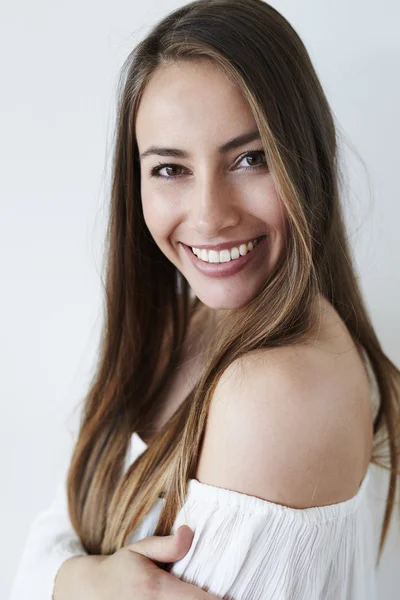 Sorrindo e bonito de forma branca — Fotografia de Stock