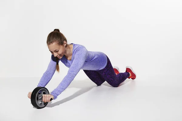 Bellissimo atleta stretching — Foto Stock