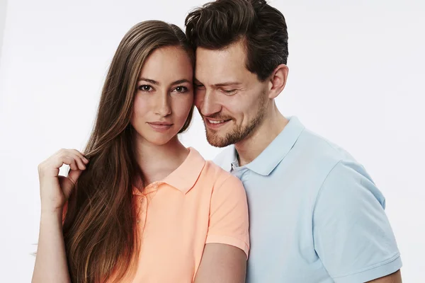 Bonito casal jovem — Fotografia de Stock