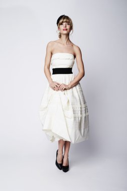 Çarpıcı gelin beyaz Studio