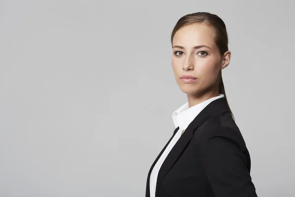 Young businesswoman posing — Stock Photo, Image