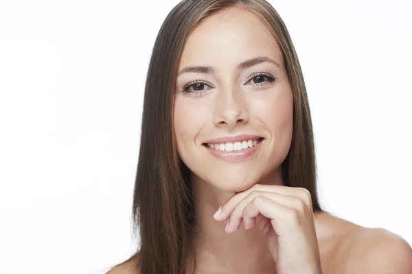 Jovem mulher sorrindo — Fotografia de Stock