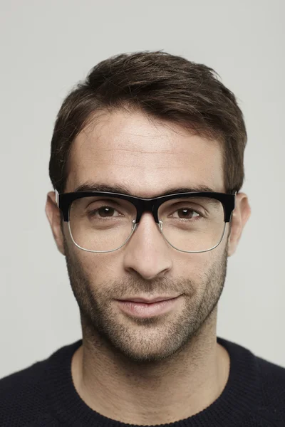 Szemüveg, mosolygó ember — Stock Fotó