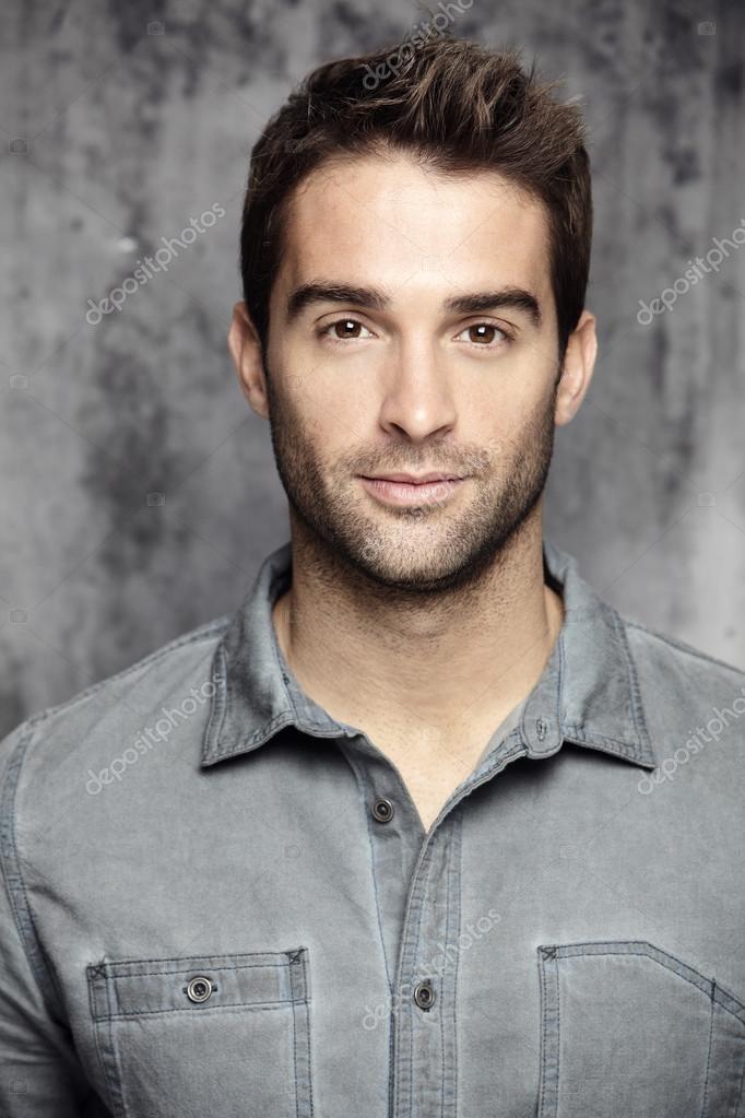 Attraktiver Mann Attraktiver Mann