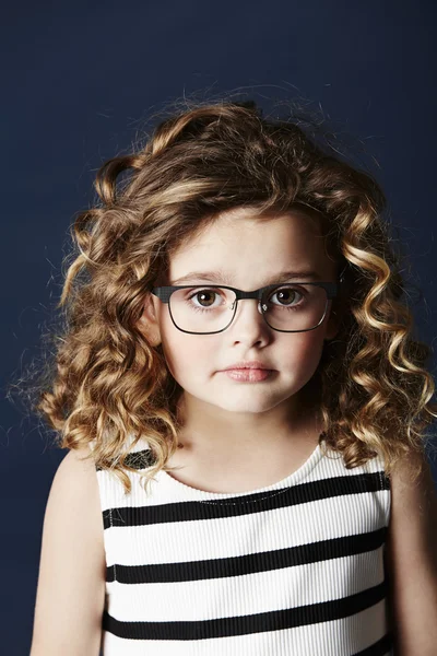 Serious young girl — Stock Photo, Image