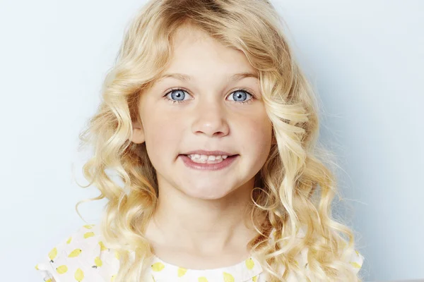 Happy young blond girl — Stock Photo, Image