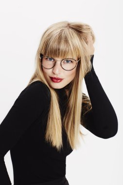 seksi ve çalışkan bir genç kadın