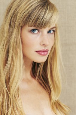 Studio muhteşem bir kadın