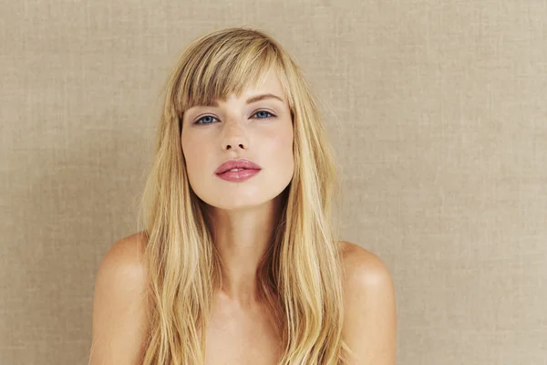 güzel bir kadın Studio