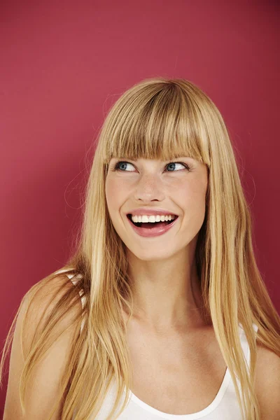 Feliz joven mujer — Foto de Stock