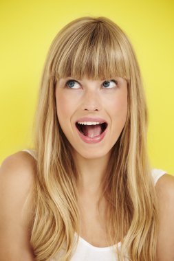 Heyecanlı genç bayan