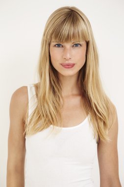 Genç sarışın Bayan