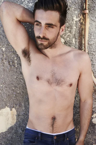 Young shirtless man — Stock Photo, Image
