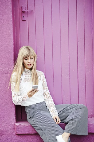 Beautiful woman sitting — Stock Photo, Image