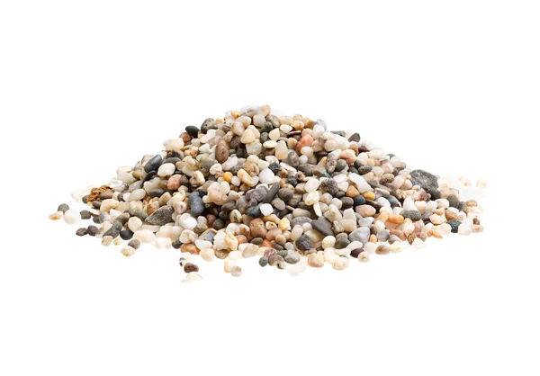 Tumpukan pasir kuarsa campuran dengan batu-batu kecil granular terisolasi di w — Stok Foto