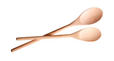 Yeni tahta kaşıklar beyaz arka plan üzerinde izole.