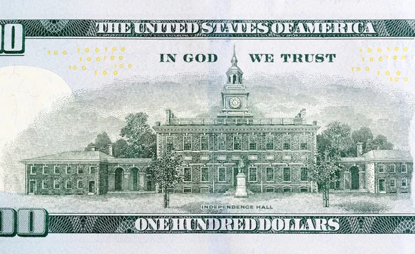 Independence Hall op een nieuwe editie honderd dollar bill. — Stockfoto