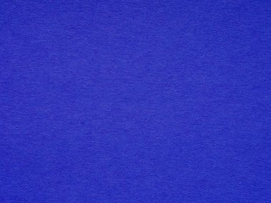 Bu kağıt yüzeyin büyüleyici mavi dokusu hayal gücünü harekete geçirir. Yaratıcılığın derinliği ve sakin karmaşıklığı ortaya çıkarır.