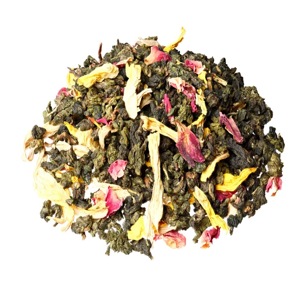 Haufen lockerer Kaisers 7 Schätze Tee auf Weiß. — Stockfoto