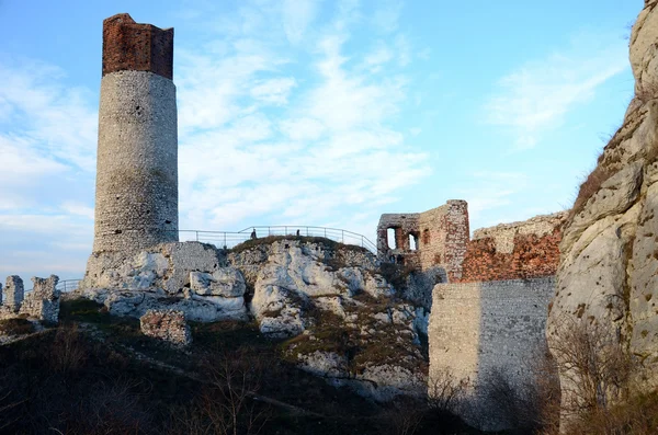 Ruinas del castillo (Olsztyn en Polonia ) — Foto de Stock