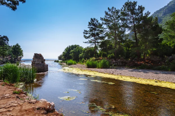 Ruïnes van de oude Griekse en Romeinse oude stad Olympos in de buurt van Antalya Turkije — Stockfoto