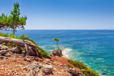 Kemer, Antalya, Türkiye yakınlarındaki sahilde panoramik manzara. 