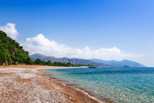 Strand in de buurt van de oude Griekse en Romeinse oude stad van Olympos kust Kemer Antalya Turkije — Stockfoto