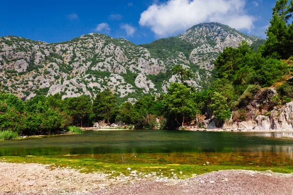 Pohled na starověké řecké a římské starověké město Olympos poblíž turecké Antalya — Stock fotografie