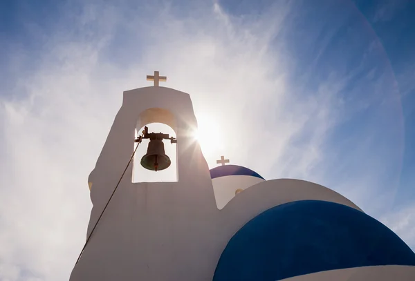 Ayia Thekla (Saint Thecla) Ortodoxkyrka nära Ayia Napa och Cavo Greco, Cypern ö, Medelhavet. Solig dag. — Stockfoto