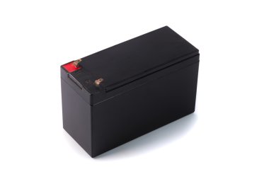 Beyaz arka plan üzerinde izole kapalı Ups pili