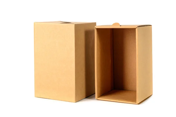 Brown cardboard box package with cover, isolated on white backgr — Stock Photo, Image