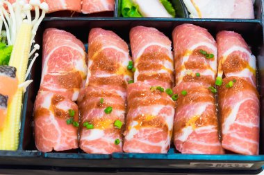 Dilim ham kurobuta domuz plakaları, sukoyaki ve yakiniku için ho