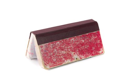 İzole eski kırmızı hesabına kitap