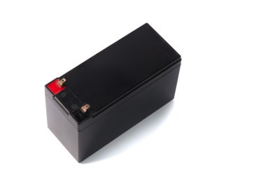 Beyaz arka plan üzerinde izole kapalı Ups pili