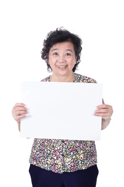 Aziatische senior vrouw permanent met lege horizontale blanco papier ik — Stockfoto