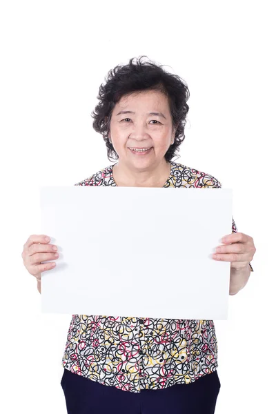 Aziatische senior vrouw permanent met lege horizontale blanco papier ik — Stockfoto