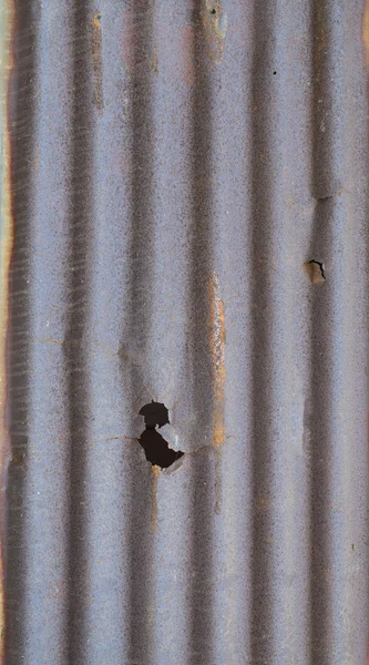 Antiguo oxidado estaño corrugado pared de metal de zinc — Foto de Stock